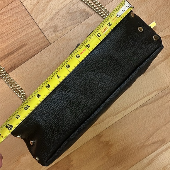 Valentina Fiore Black Woven Leather Gold Studded Handbag Gold Chain Strap bag - Picture 7 of 16